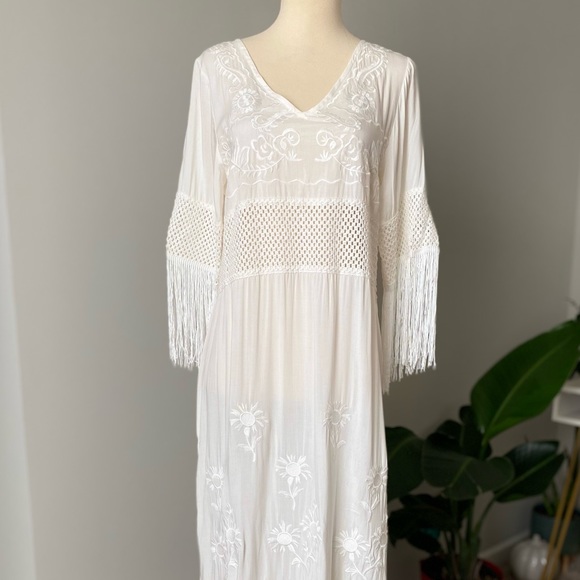 NWOT White Fringe Dress - Picture 2 of 12